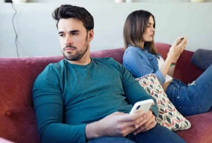 how to tell if an Aries man is interested in someone else